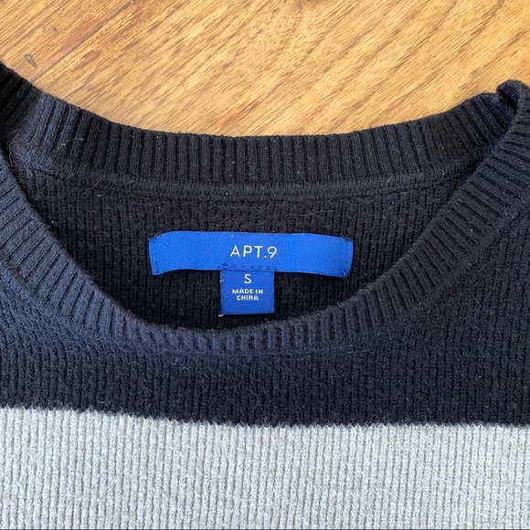 SOLD Apt. 9 Grey/Black/Cream Striped Sweater Size Small - Picture 3 of 6